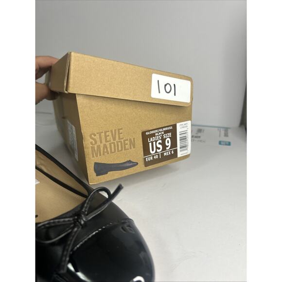 Steve Madden Glossie Black Ladies' Flats Size 9 - Picture 7 of 7